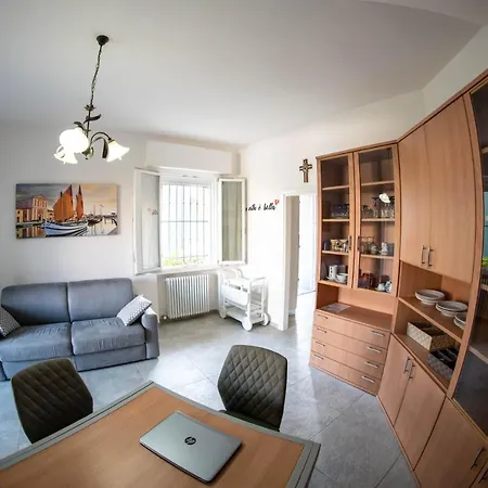 Hotel Pinarella-cervia Intera Casa Privata A 100m Dal Mare 3*